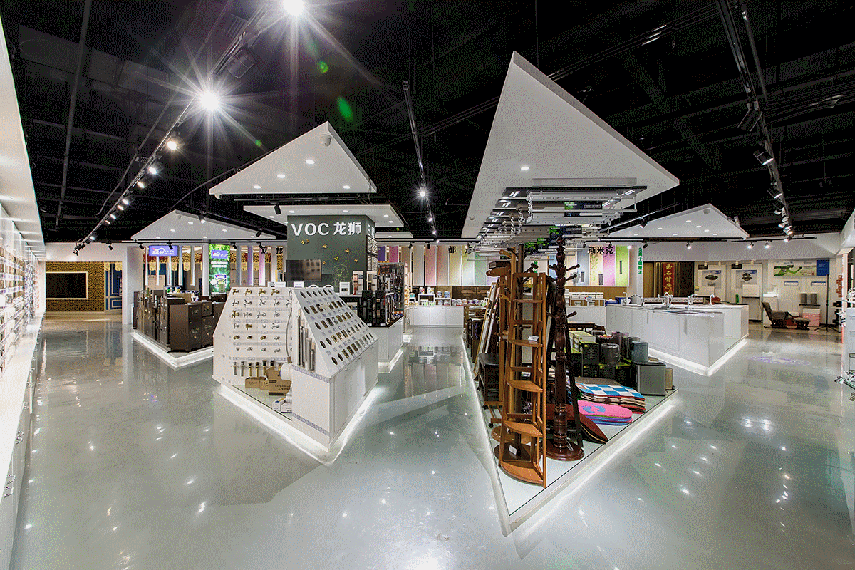 居然之家知名的：麗屋輔材超市