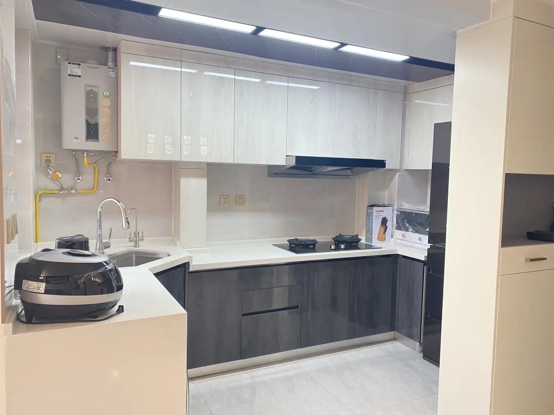 60㎡兩居舊房改造，舊房翻新改造驚艷你的眼球