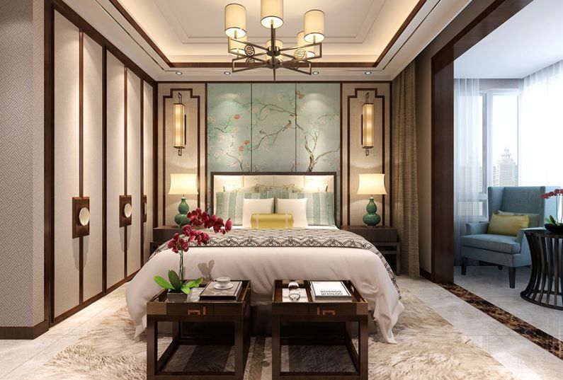     裝修房子需要多重驗收，不同時期也有不同的驗收標準，一般裝修公司會提供完善的驗收流程，中期驗收也是比較重要的環(huán)節(jié)，中期驗收做好才能繼續(xù)進行下一步，那么裝修房子什么時候進行中期驗收，中期驗收中有哪些需要注意的事項。跟居然裝飾小編來看下文吧。          1、中期驗收的時間點          中期驗收的時間點需要提前明確。中期驗收是指工程過半，但是工程完成工作量過半的衡量，是很難準確把握的，因此業(yè)主和施工方提前約定好中期驗收的時間節(jié)點還是比較重要的，一般情況下，中期驗收可以定為泥瓦工和木工全部結束后進行驗收。          2、中期驗收質量范圍          中期驗收是不能只驗收前期工作的質量。中期驗收由于是工程已經(jīng)完成過半，雖然對前期的工程驗收很重要，但是在中期驗收時對后期施工內容的安排也同樣要有要求的，因此，除了在這個時候對前期工程進行質量驗收外，還要格外注意目前的工程是否符合設計圖紙，有沒有對后期時候產(chǎn)生隱患影響，如果因為現(xiàn)場基礎情況等對后期可能有影響的，應該在這個階段和設計師溝通好，合理調整后續(xù)施工內容方向，避免后期再整改導致成本加大。          ?                    3、中期驗收完整性          中期驗收不能完全驗收。中期驗收完畢，并不意味著已驗收項目均沒有問題，或者后續(xù)再發(fā)現(xiàn)問題后就與施工方?jīng)]有關系，因為隱蔽工程如水電、防水等多數(shù)在中期驗收時一般是無法完全準確無誤驗收，因為裝修工程為系統(tǒng)工程，驗收項目一般只能從概率上判斷施工質量是否合格，在施工過程中的存在隱蔽性違規(guī)或不恰當操作，在中期驗收時是很難呈現(xiàn)，只能隨著時間推移，讓問題逐步暴露出來，例如瓷磚空鼓脫落等現(xiàn)象。所以中期重點是要做好各項預防措施及監(jiān)管約束制度等。讓施工方按照合同約定對全部施工項目承擔售后維修責任。          4、注意事項          1.照明電路鋪設要求規(guī)范，插座、開關、總閘以及漏電保護開關應該保證一定的高度，電視天線以及電話線應該安裝在便于維修的地方。          2.注意檢查排水，應該通暢無滲漏，無回流積水情況，冷熱水安裝正確，開關龍頭等零件無鉗痕及擦花現(xiàn)象。          3.如果是新砌的墻的話，要保證墻體垂直，轉體水平面要一致，接縫均勻整齊，磚縫不超過1mm，瓷片整體誤差不超過0.8cm。          4.要保證平面天花板整體產(chǎn)誤差不超過0.5，板與板夾縫不超過0.3mm;塑料天花板誤差不超過0.5mm。          5.木封口線、角線、腰線飾面板碰口縫不超過0.2mm，線與線夾口角縫不超出0.3mm，飾面板與板碰口不超過0.2mm，推拉門整面誤差不超出0.3mm。          6.墻身面平線直，一米內無明顯的凸感和色差，用于摸抹無甩灰。          注：在中期驗收的時候，需要有客戶、設計師、工程監(jiān)理、施工負責人參與，驗收發(fā)現(xiàn)問題要及時溝通、整改，整改合格后才能在質量報告書上簽字確認。          以上就是裝修房子中期驗收的時間點與注意事項，居然裝飾公司擁有自己的驗收標準系統(tǒng)，更加完善的為業(yè)主驗收并推動工程的進行。裝修公司驗收