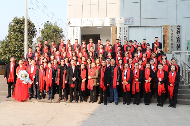 1_1622776919575775147.jpg 8c18b187415a484e9ab980b8ec21f9eb_th.jpg